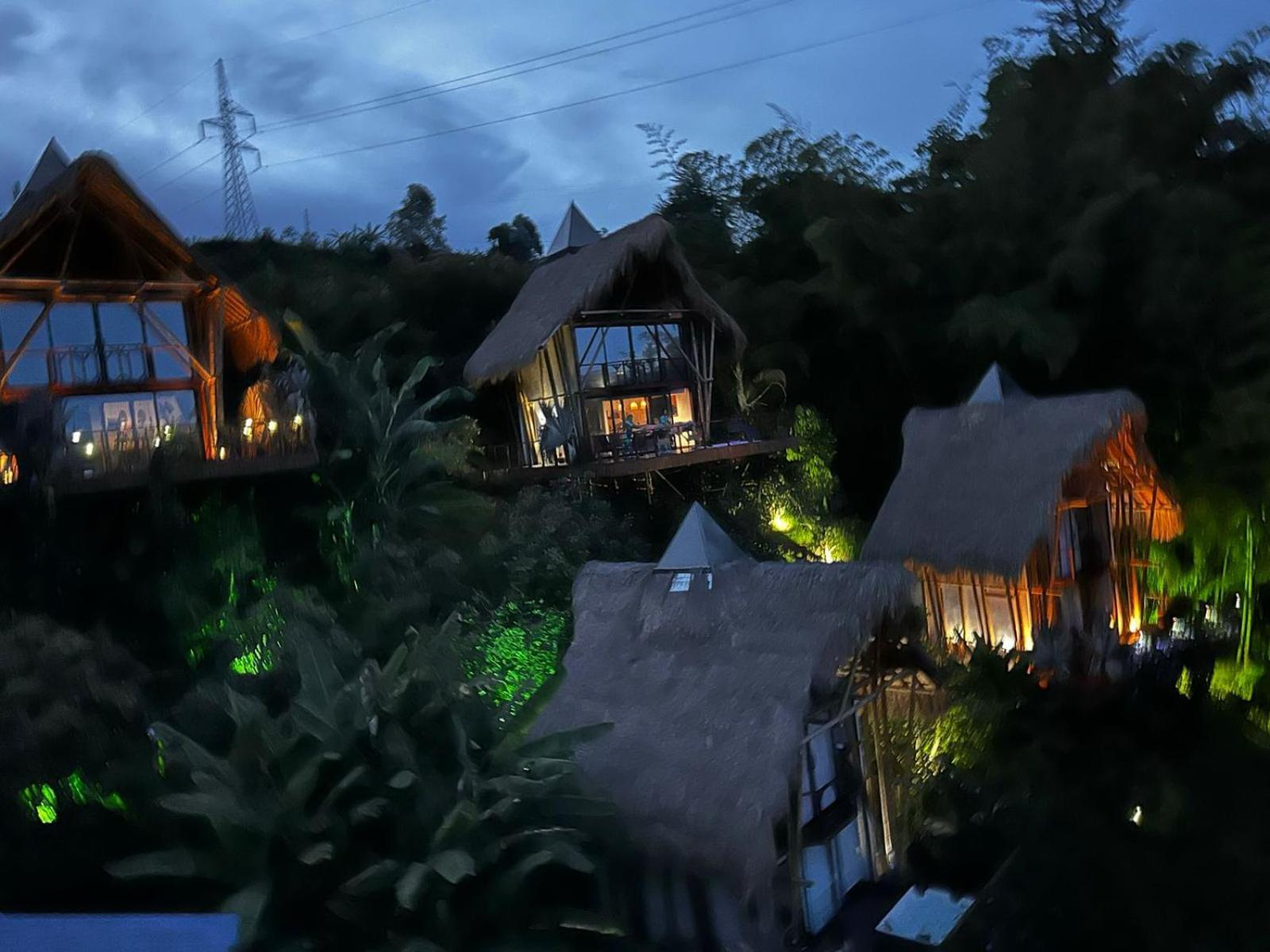 Ibuku Hotel Guatape - Chalets Exterior photo