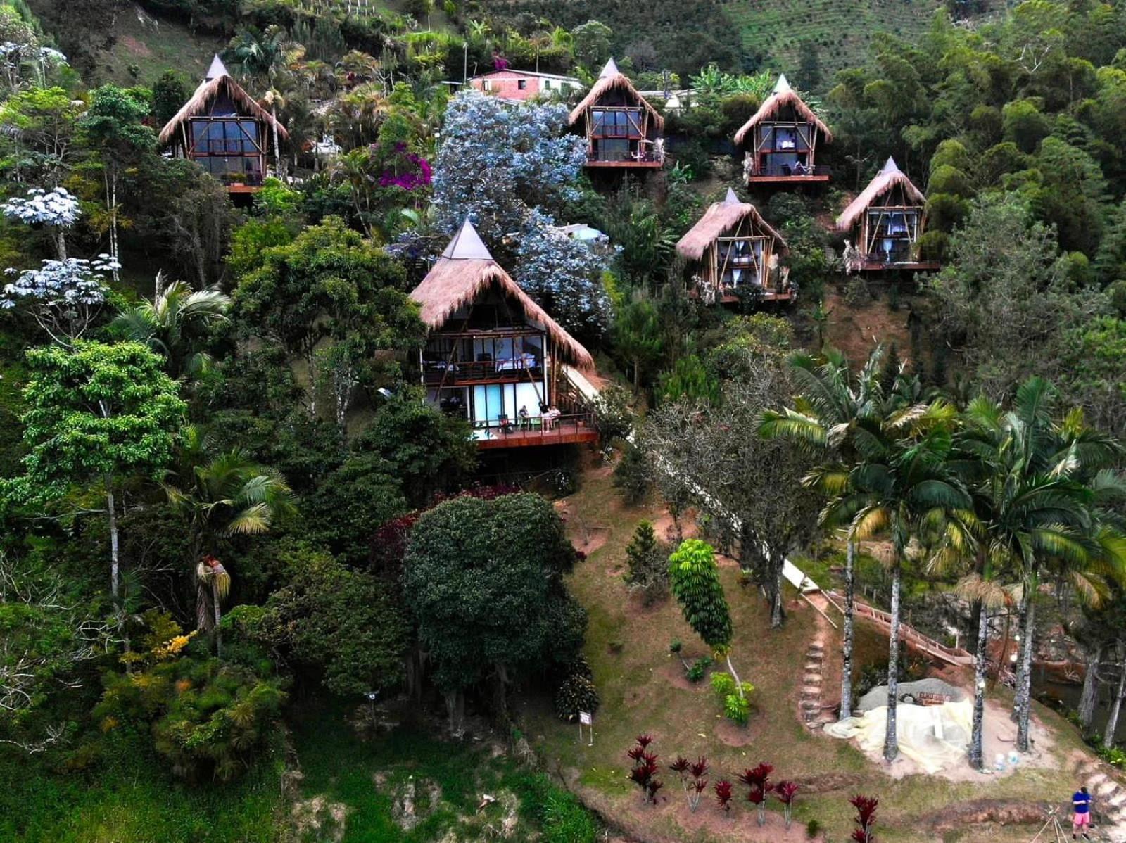 Ibuku Hotel Guatape - Chalets Exterior photo
