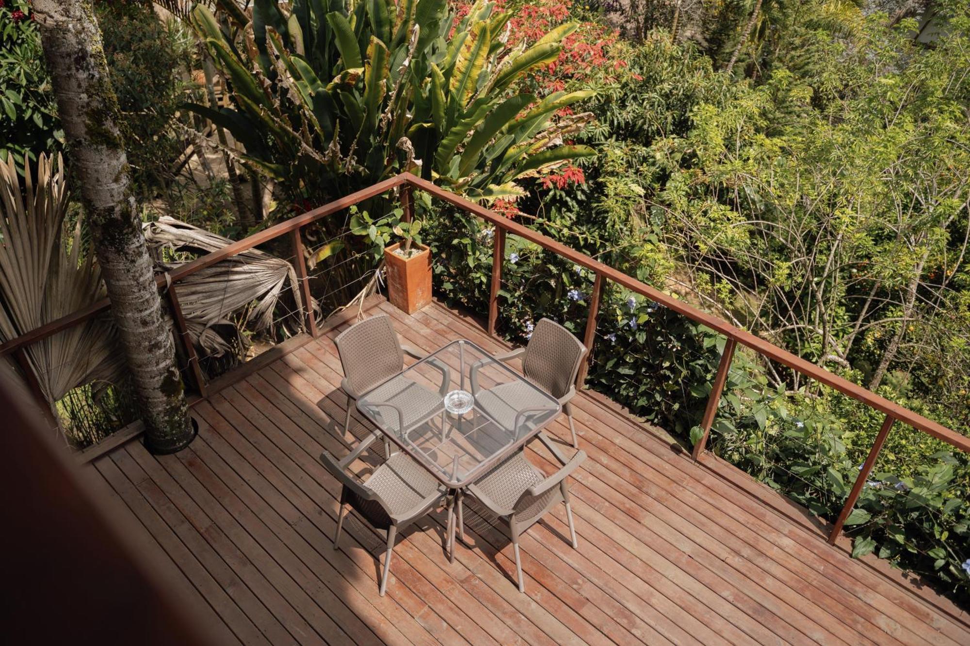 Ibuku Hotel Guatape - Chalets Exterior photo